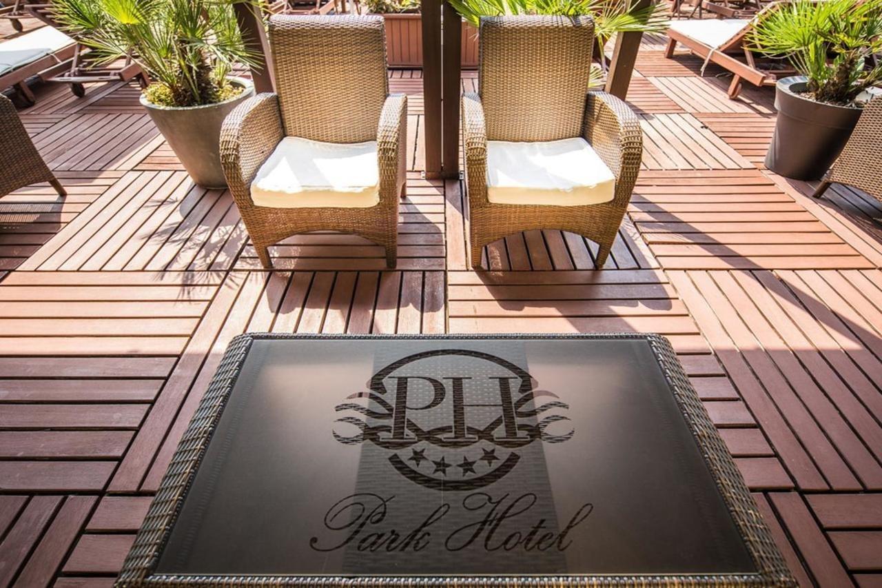 Park Hotel Lignano Sabbiadoro Kültér fotó