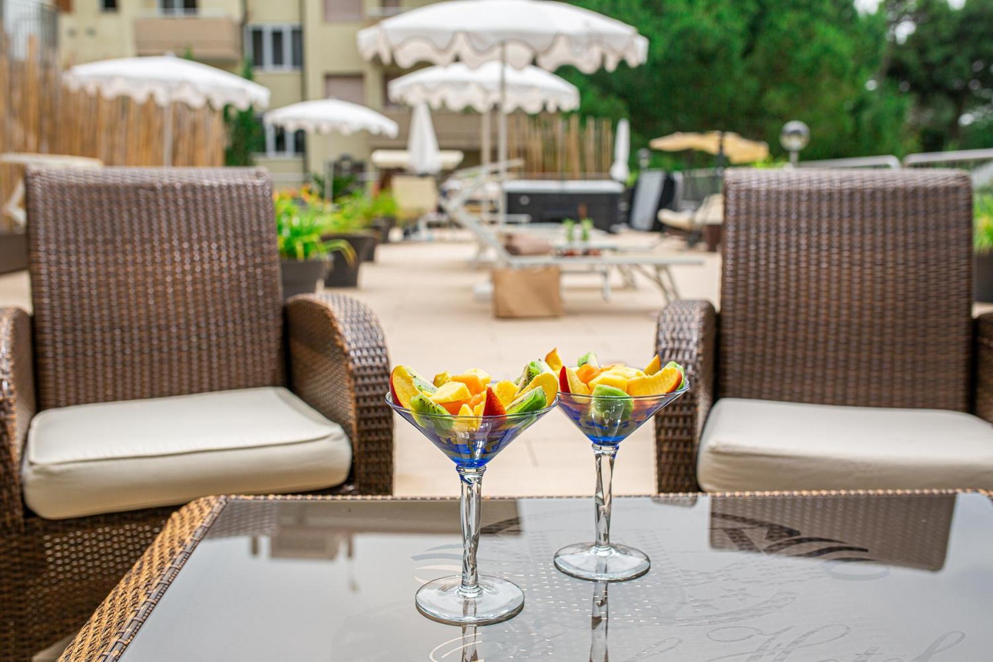 Park Hotel Lignano Sabbiadoro Kültér fotó