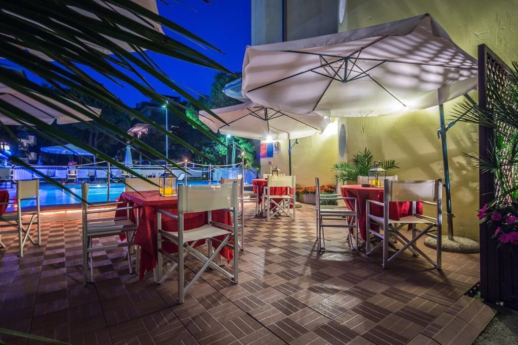 Park Hotel Lignano Sabbiadoro Kültér fotó