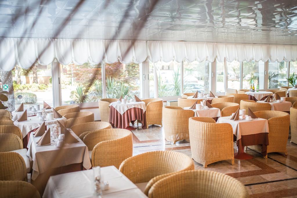 Park Hotel Lignano Sabbiadoro Kültér fotó